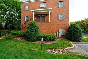 307 Le Gran Bend, Sandy Springs, GA 30328 - Photo 4