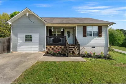 352 Buck Boulevard SE, Calhoun, GA 30701 - Photo 1