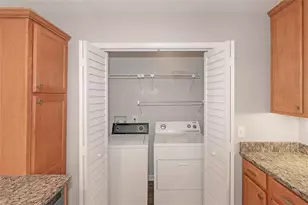 602 Abingdon Way, Atlanta, GA 30328 - Photo 14