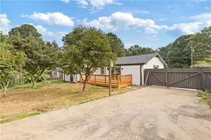 237 Sandra Dr NW, Lilburn, GA 30047 - Photo 30