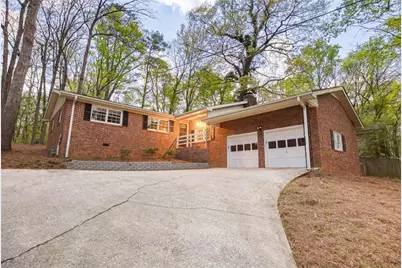 86 Pioneer Trail, Marietta, GA 30068 - Photo 2