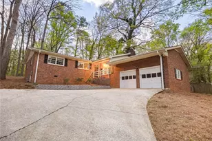 86 Pioneer Trail, Marietta, GA 30068 - Photo 2