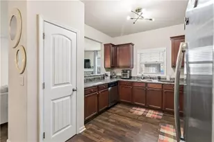 409 Fern Bay Dr SW, Atlanta, GA 30331 - Photo 12