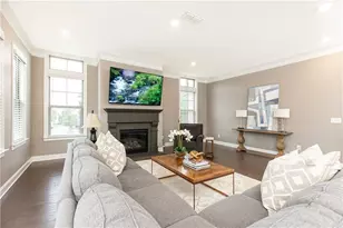 3900 Danube Ln, Atlanta, GA 30339 - Photo 4