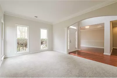 566 Shadow Oaks Drive, Stone Mountain, GA 30087 - Photo 12