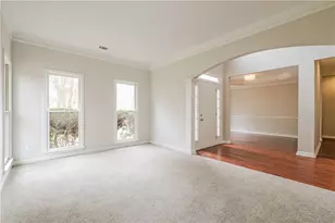 566 Shadow Oaks Dr, Stone Mountain, GA 30087 - Photo 12