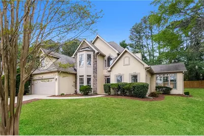 566 Shadow Oaks Drive, Stone Mountain, GA 30087 - Photo 2