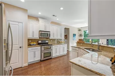 990 Sandtown Place Drive SW, Marietta, GA 30064 - Photo 8