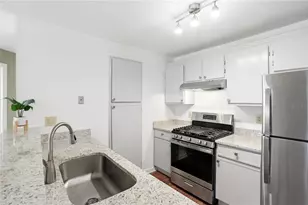 5626 River Heights Crossing SE, Marietta, GA 30067 - Photo 2