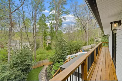 264 Devonwood Dr Drive, Sandy Springs, GA 30328 - Photo 34