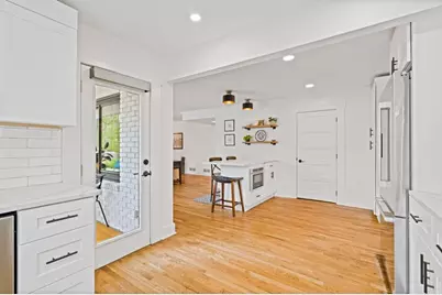 264 Devonwood Dr Drive, Sandy Springs, GA 30328 - Photo 10