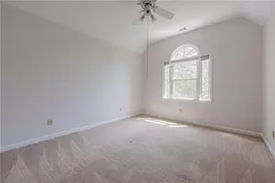 13070 Magnolia Crescent Dr, Roswell, GA 30075 - Photo 18