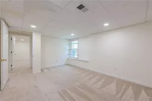 13070 Magnolia Crescent Dr, Roswell, GA 30075 - Photo 28