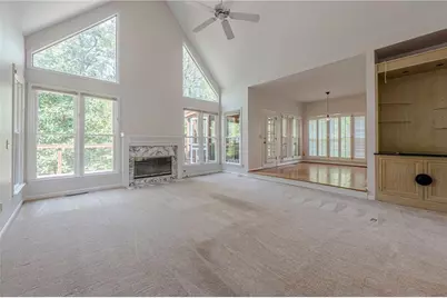 13070 Magnolia Crescent Drive, Roswell, GA 30075 - Photo 10