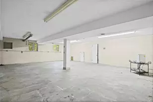 675 Weatherly Ln Ln, Sandy Springs, GA 30328 - Photo 40