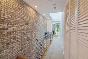 1327 Peachtree View NE, Brookhaven, GA 30319 - Photo 20