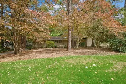 705 Edgewater Trail NW, Sandy Springs, GA 30328 - Photo 36