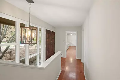 705 Edgewater Trail NW, Sandy Springs, GA 30328 - Photo 12