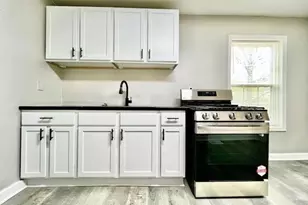 511 Emily Pl NW, Atlanta, GA 30318 - Photo 6