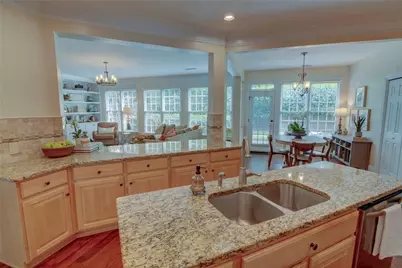 3660 Highcroft Circle NW, Peachtree Corners, GA 30092 - Photo 18