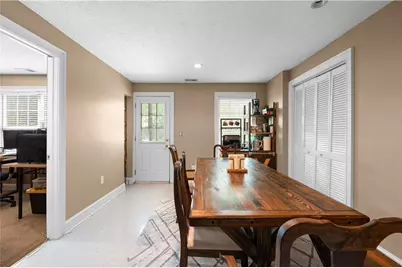 38 Roxbury Lane, Newnan, GA 30265 - Photo 10