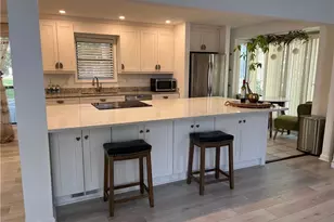 8555 Colony Club Dr, Alpharetta, GA 30022 - Photo 22