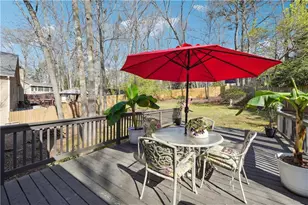 8555 Colony Club Dr, Alpharetta, GA 30022 - Photo 26