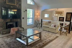 8555 Colony Club Dr, Alpharetta, GA 30022 - Photo 18