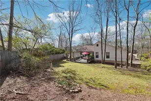 8555 Colony Club Dr, Alpharetta, GA 30022 - Photo 28