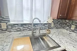 754 Lobdale Falls Dr, Lawrenceville, GA 30045 - Photo 6