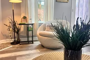 754 Lobdale Falls Dr, Lawrenceville, GA 30045 - Photo 2