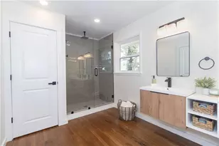 2425 Hillside Ave, Decatur, GA 30032 - Photo 22