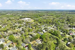 1104 Lanier Ave, Gainesville, GA 30501 - Photo 14