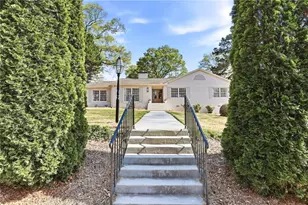 1104 Lanier Ave, Gainesville, GA 30501 - Photo 2