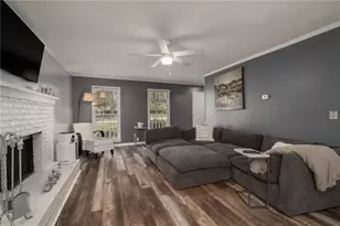 23 Peggy Ct NW, Marietta, GA 30064 - Photo 4