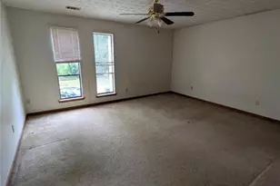 537 Fire Fly Dr, Tucker, GA 30084 - Photo 8