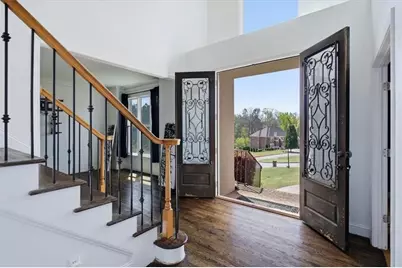832 Dolly Avenue, Atlanta, GA 30331 - Photo 6