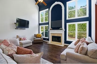 832 Dolly Avenue, Atlanta, GA 30331 - Photo 16