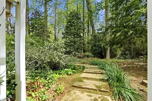 3975 Peachtree Dunwoody Rd NE, Atlanta, GA 30342 - Photo 36