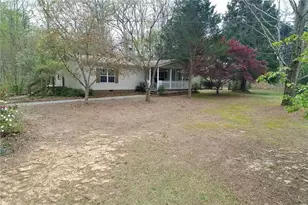 5155 Strickland Rd, Gainesville, GA 30507 - Photo 14