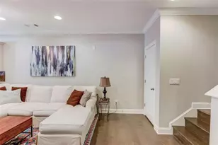 1450 Edgebrook Ct, Atlanta, GA 30329 - Photo 18