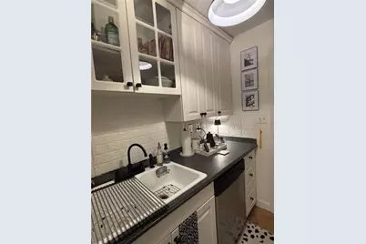 395 Pharr Road NE #403, Atlanta, GA 30305 - Photo 8