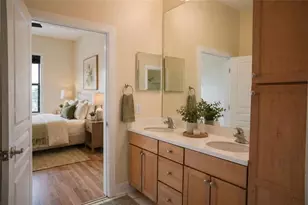 799 Hammond Dr, Atlanta, GA 30328 - Photo 14