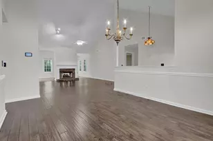 6211 Wilmington Way, Flowery Branch, GA 30542 - Photo 16