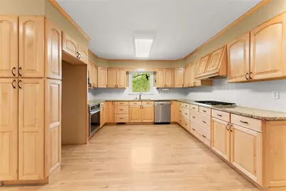 353 Riverwood Road, Lula, GA 30554 - Photo 18