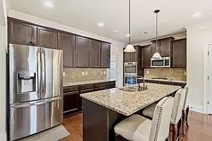 339 Oatgrass Dr, Grayson, GA 30017 - Photo 2