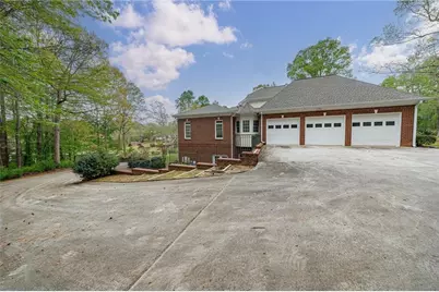 2718 Pitlochry Street SW, Conyers, GA 30094 - Photo 112