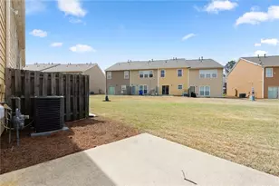 1947 Lakeshore Overlook Cir NW, Kennesaw, GA 30152 - Photo 36