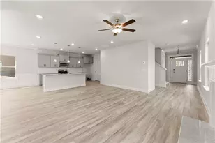 266 Magnolia Villas Dr, Cornelia, GA 30531 - Photo 12