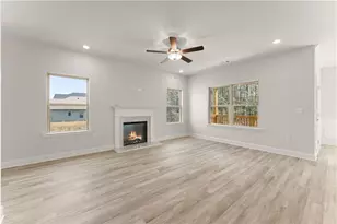 266 Magnolia Villas Dr, Cornelia, GA 30531 - Photo 10